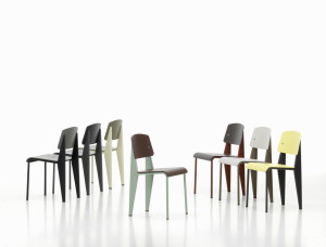 Vitra neemt mee naar Milaan: nieuwe versie van iconische stoel